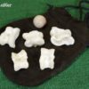 Astragale / Buckelhörner (echte Knochen) 5 Stück mit Lederbeutel