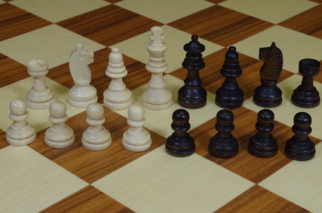 Schachfiguren für kleinere Spielbretter, Feldgröße - 25mm