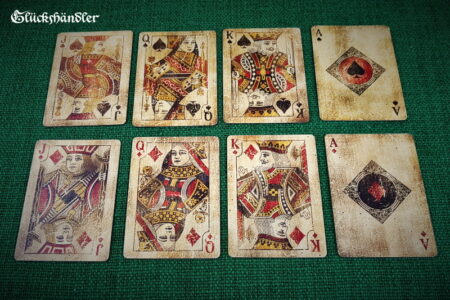 8 Spielkarten von Bicycle Vintage Karo & Pick